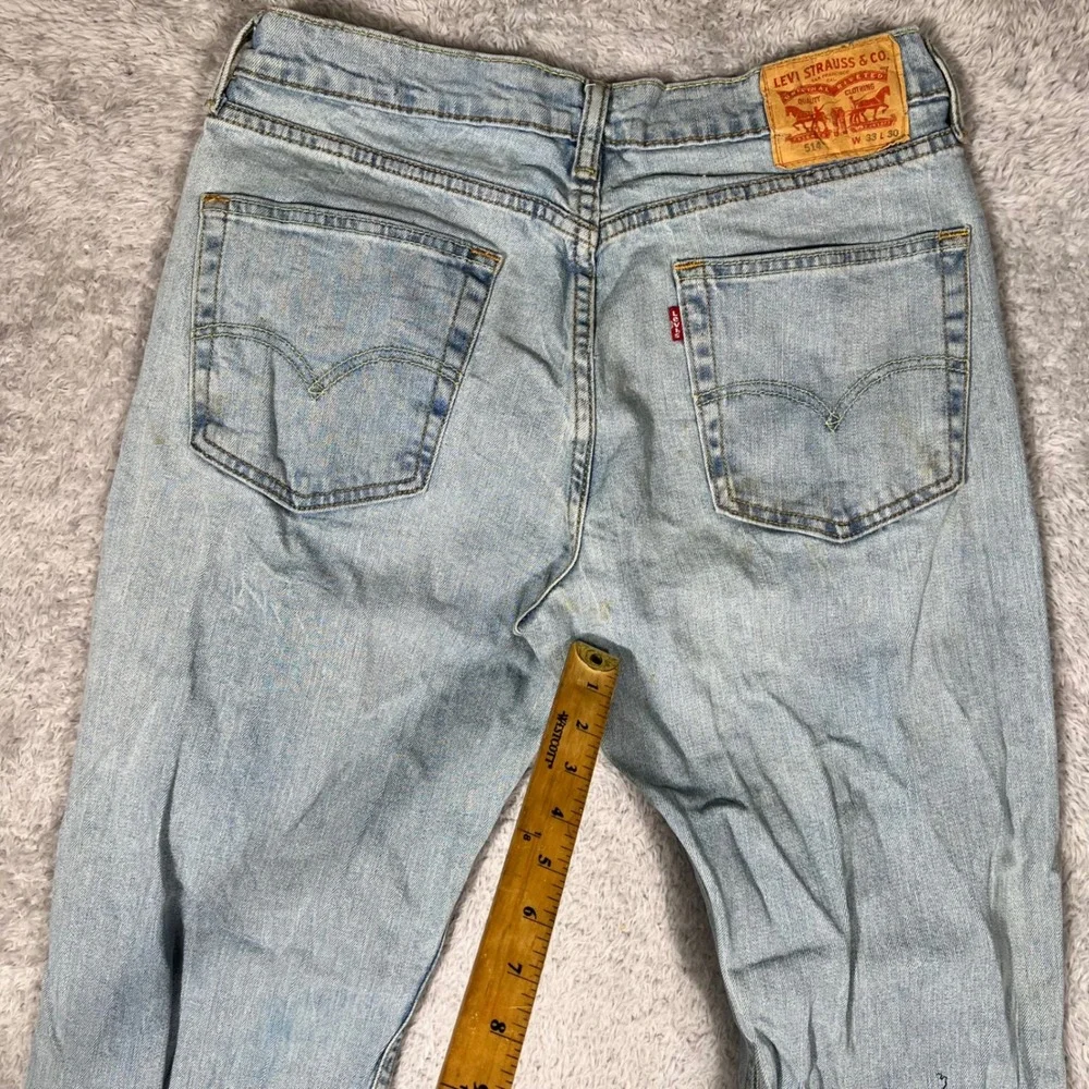 Levis 514 Straight Fit Jeans Mens 33x30 Light Wash Blue Denim trash distressed